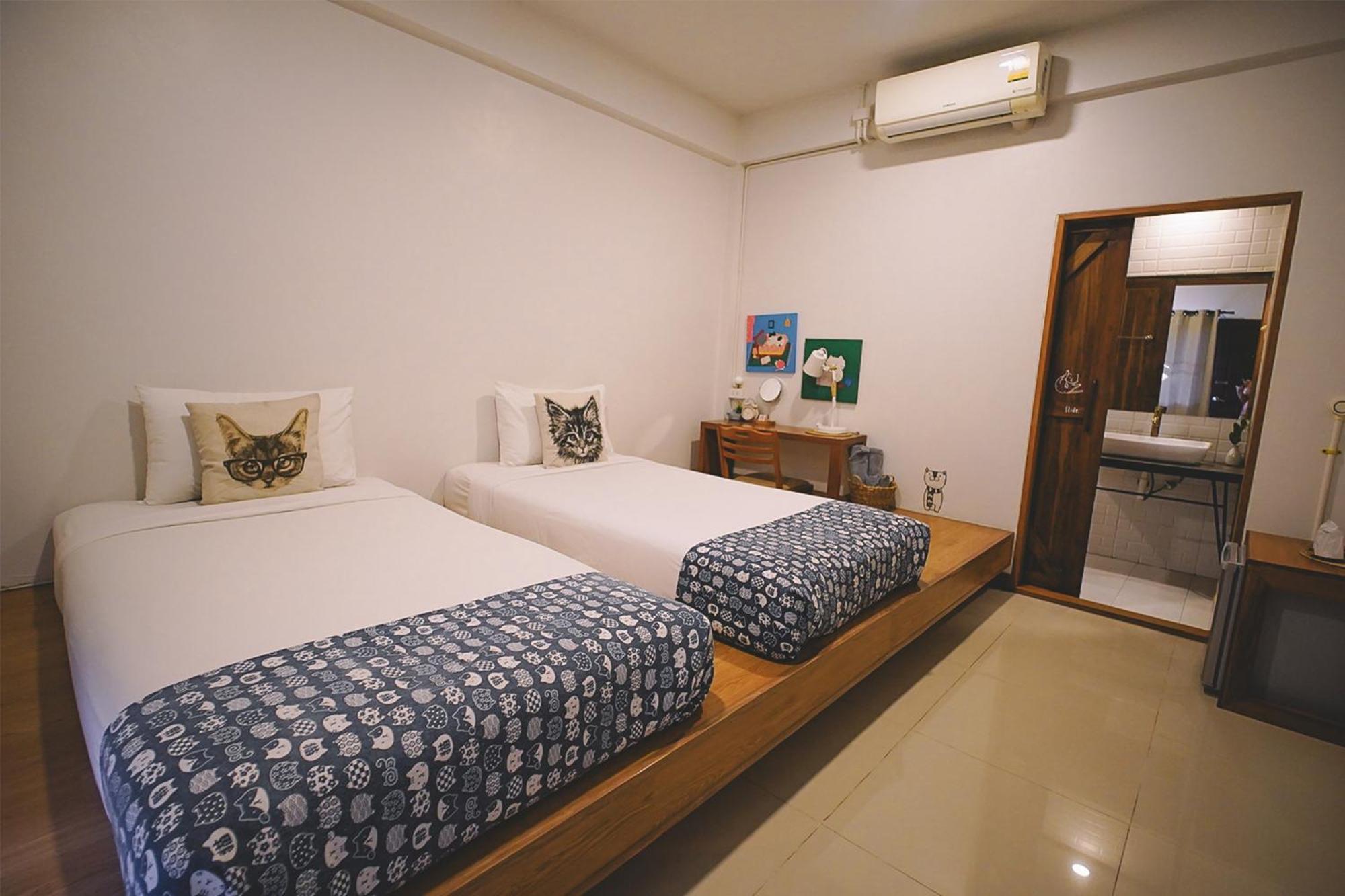 Sleepy House Chiang Rai Bed & Breakfast Ngoại thất bức ảnh