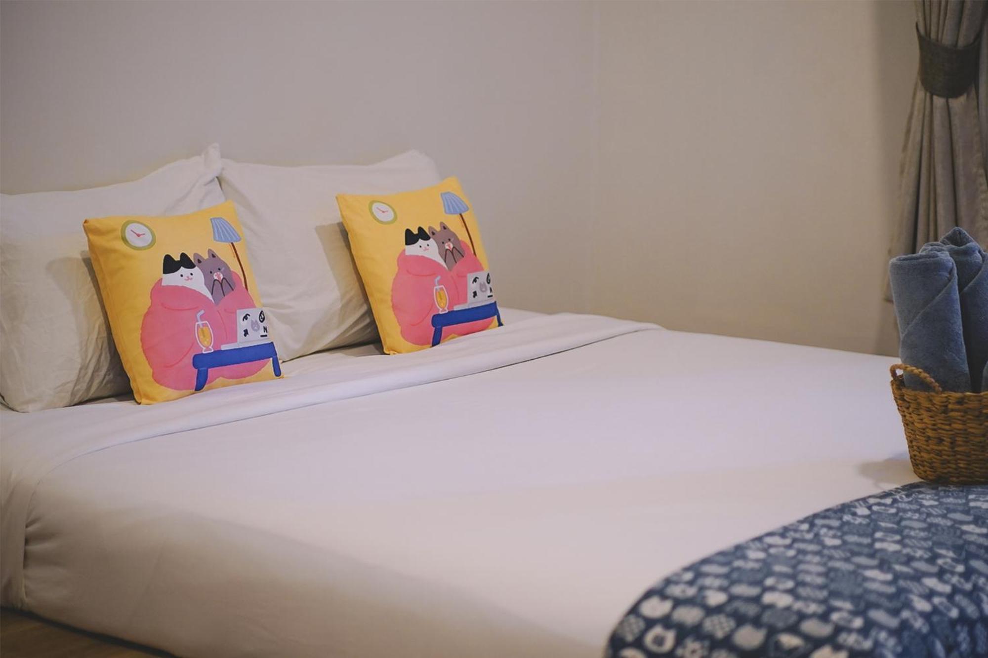 Sleepy House Chiang Rai Bed & Breakfast Ngoại thất bức ảnh