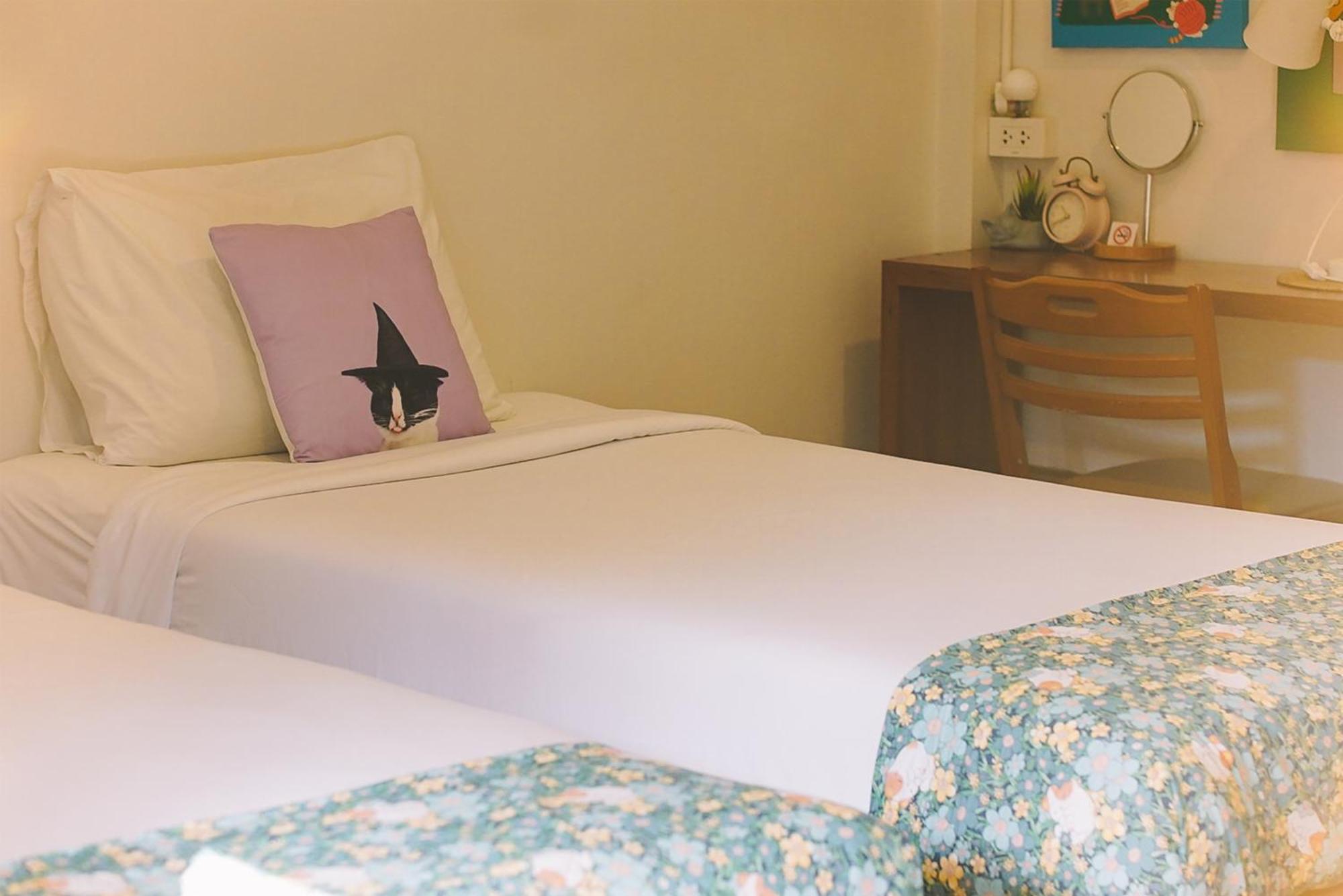 Sleepy House Chiang Rai Bed & Breakfast Ngoại thất bức ảnh